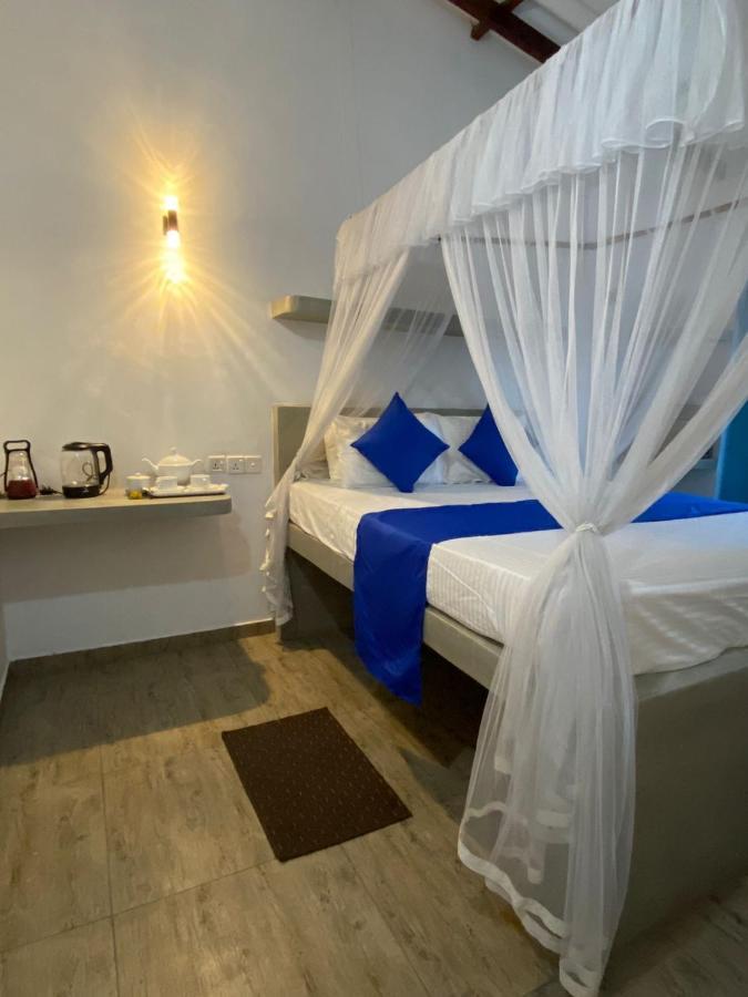 Alma Beach Hotel 韦利格默 外观 照片