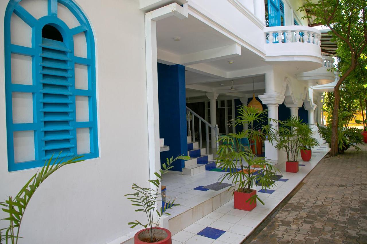 Alma Beach Hotel 韦利格默 外观 照片